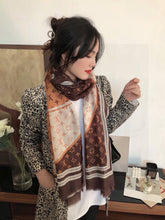 China Replica LV Scarf 68usd Only